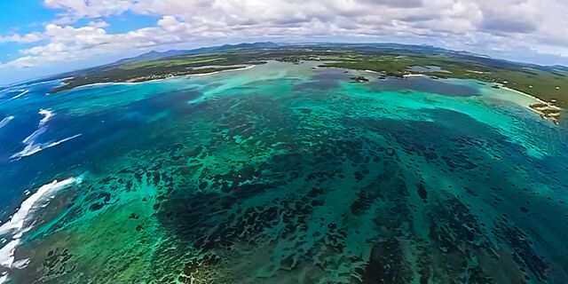 Private Seaplane Sightseeing Tour in Mauritius (Azuri Ocean & Golf Village) (7)